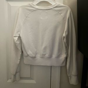 Girls Levis sweaters 10-12 years. COMES WITH FREE SHORTS (Cat and Jack)